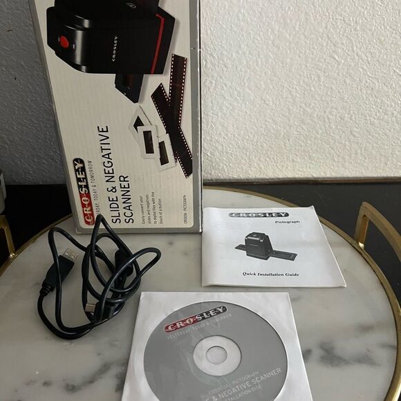 Crosley Yesterday Today Tomorrow Slide Negative Scanner Digital New Open Box - Picture 3 of 6